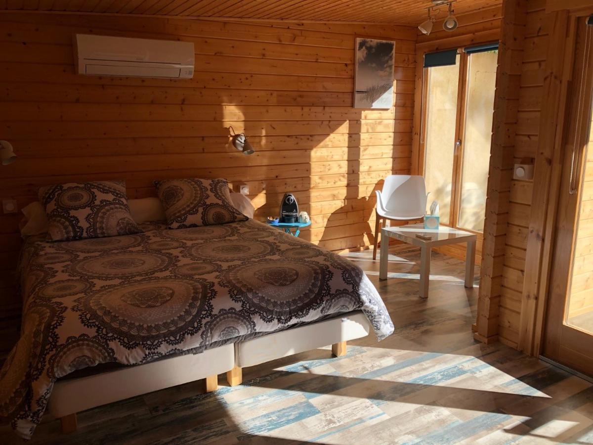 Chalet De La Source Роньяк Экстерьер фото